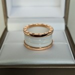 Кольцо Bvlgari B.zero1 белая керамика, розовое золото 750 (размер: 17) Кольцо Bvlgari B.zero1 белая керамика, розовое золото 750 (размер: 17)