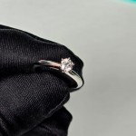 Кольцо Tiffany & Co Solitaire 0,23 Ct Кольцо Tiffany & Co Solitaire 0,23 Ct