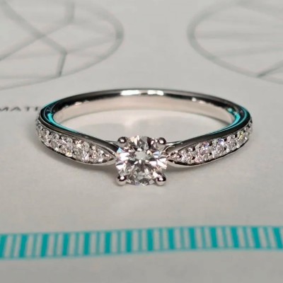 Кольцо Tiffany & Co Solitaire с бриллиантом 0,27 Ct.